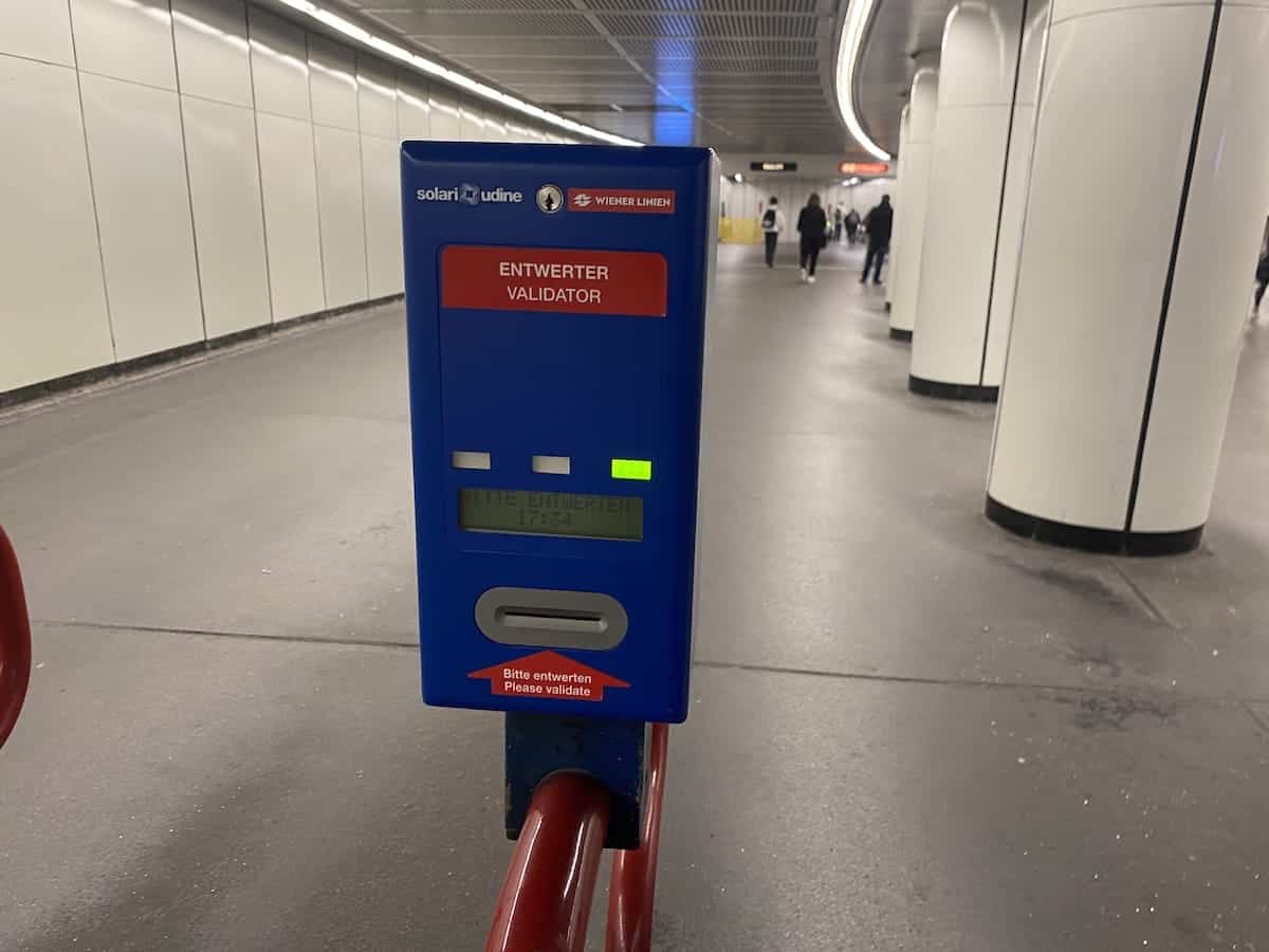 Stempel automaat metro Wenen