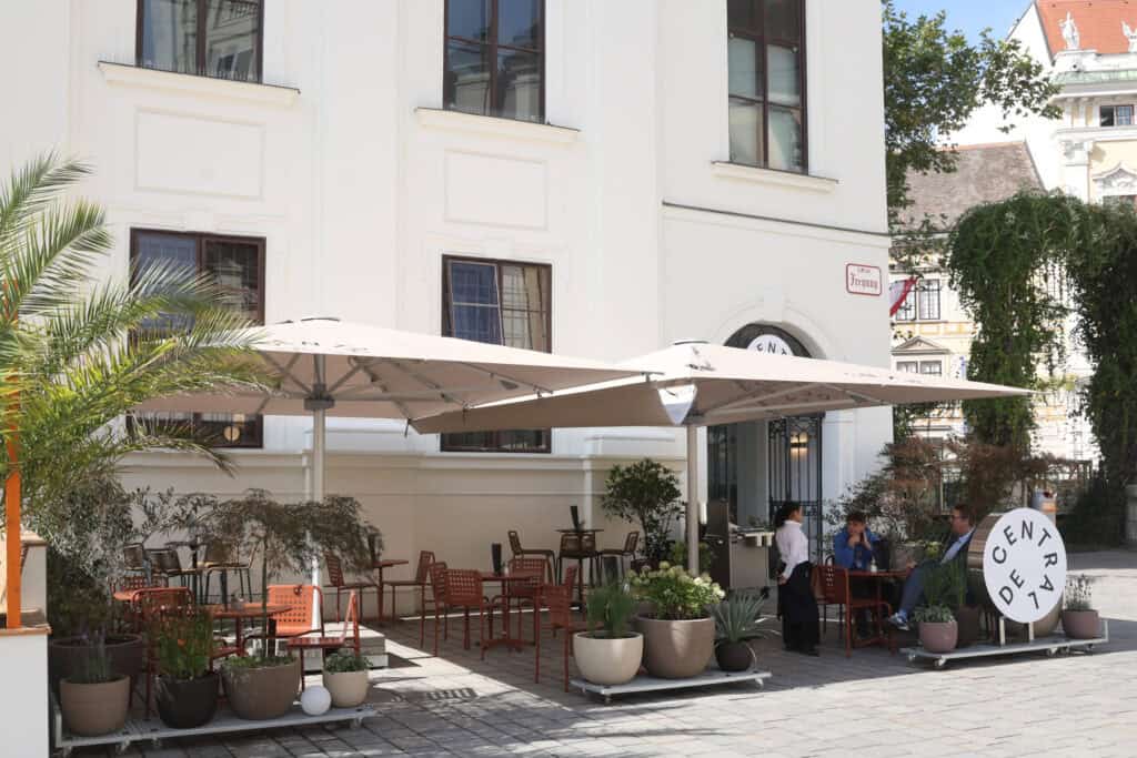 Tijdelijke sluiting cafe Central in Wenen