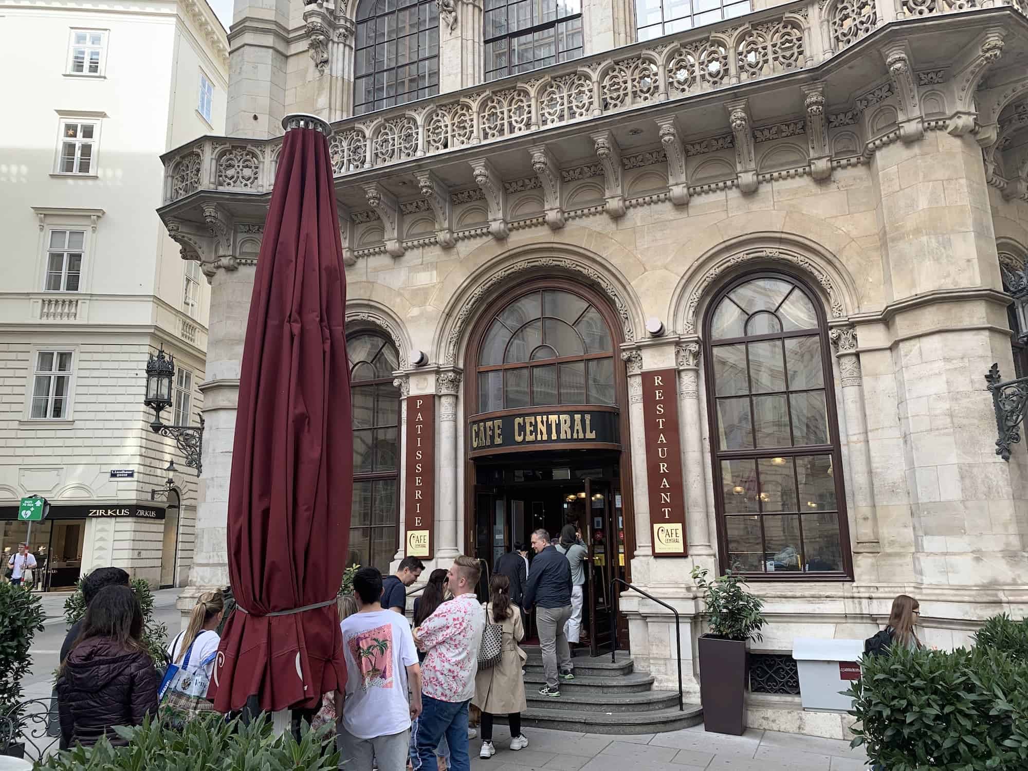 Tijdelijke sluiting cafe Central in Wenen