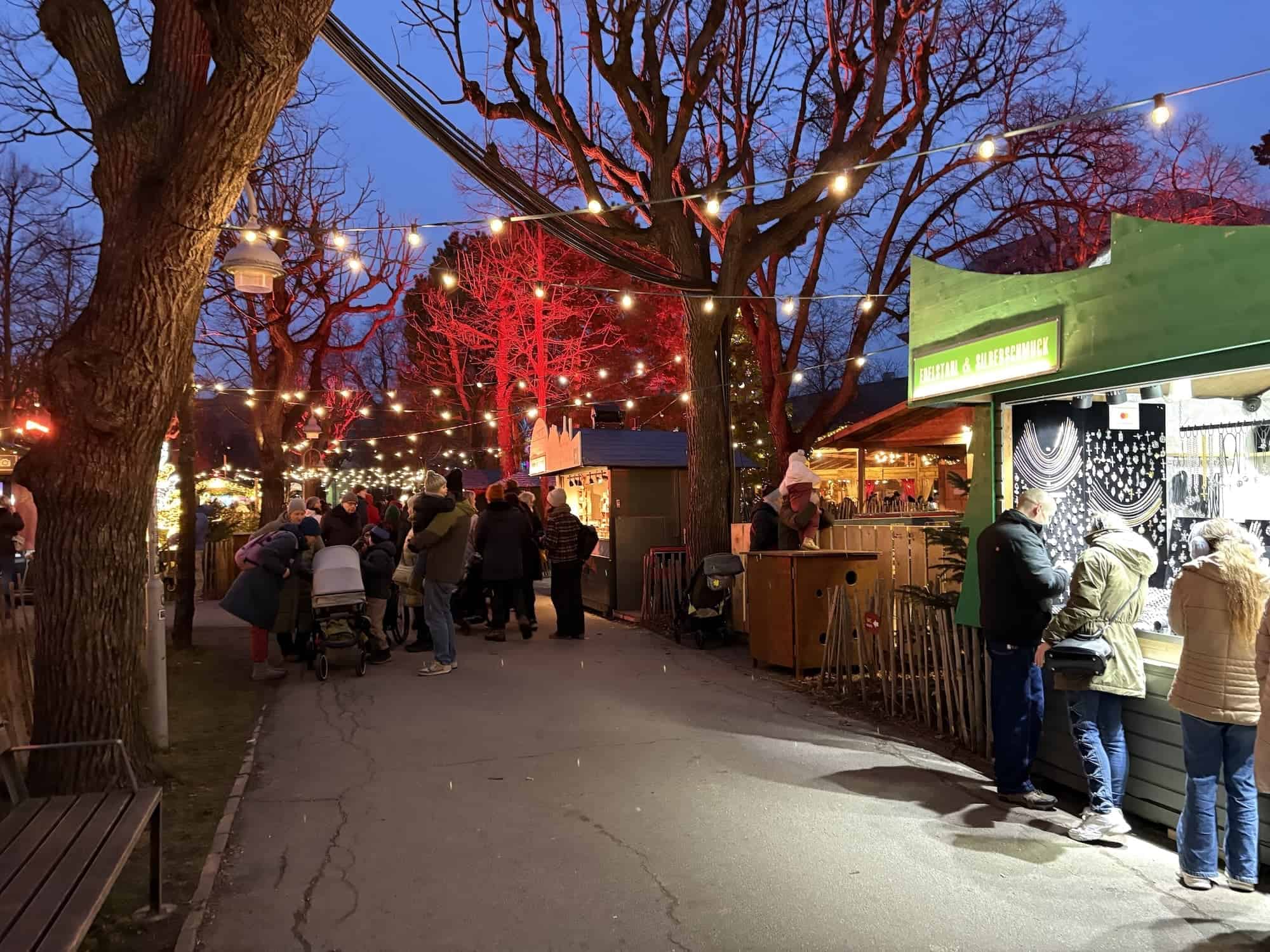 AKH kerstmarkt wenen